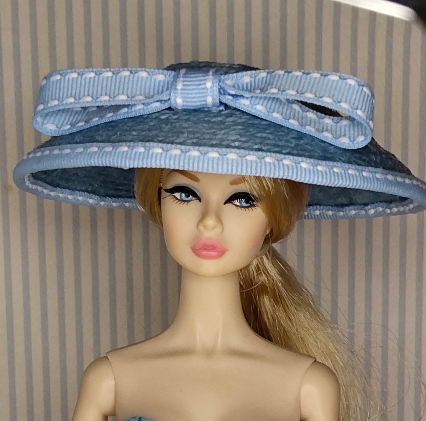 Modelo "blue sky" para muñecas de 12"