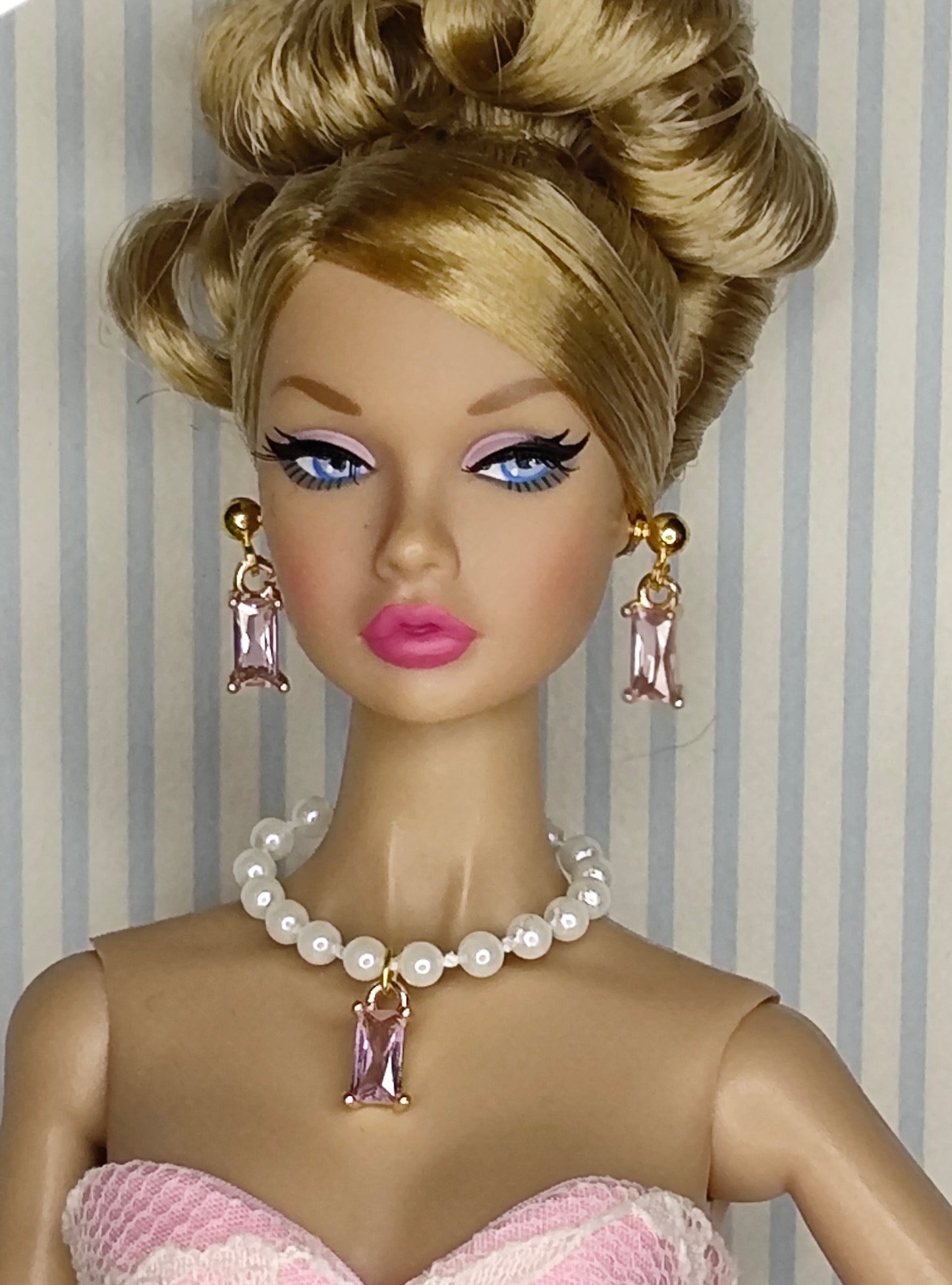 Conjunto " zafiro rosa" de joyería para muñecas de 12"