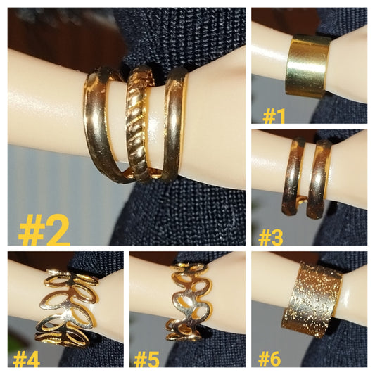 Pulseras doradas