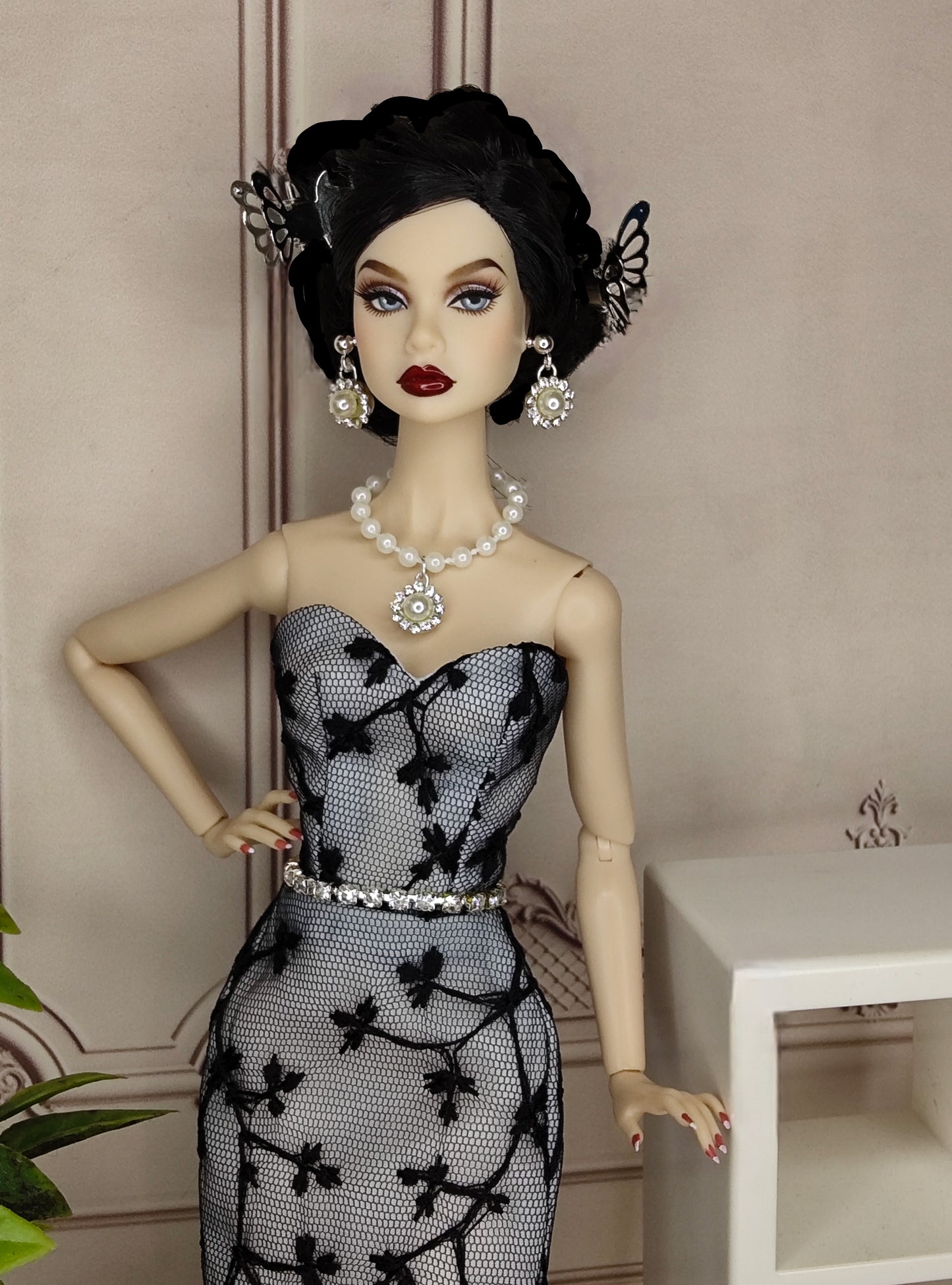 Modelo "LUCRECIA" para muñecas de 12"