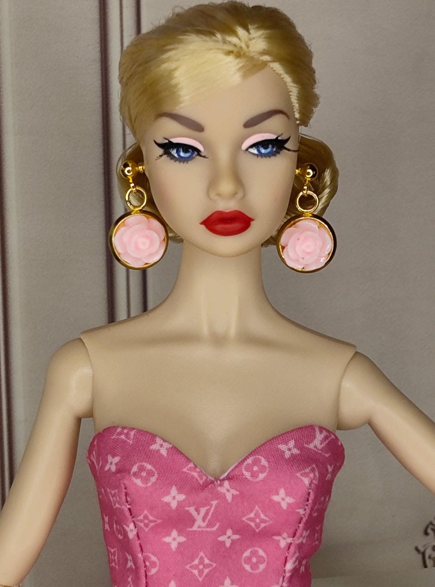 Modelo "LV rosa" para muñecas de 12"