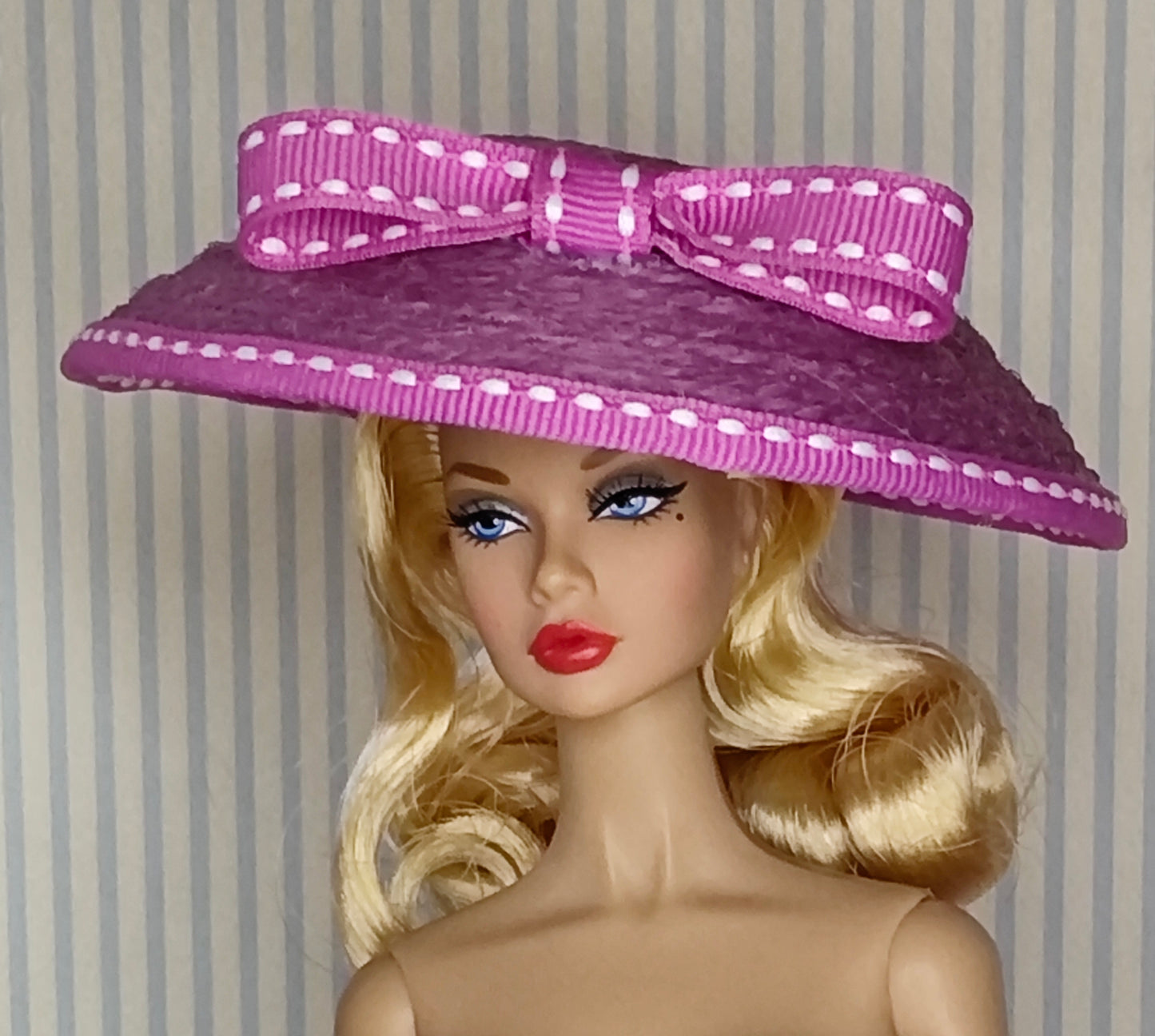 Modelo "Laureen" para muñecas de 12"