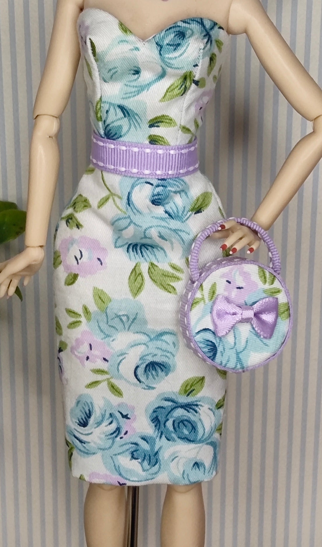 Modelo "blue lavender" para muñecas de 12"