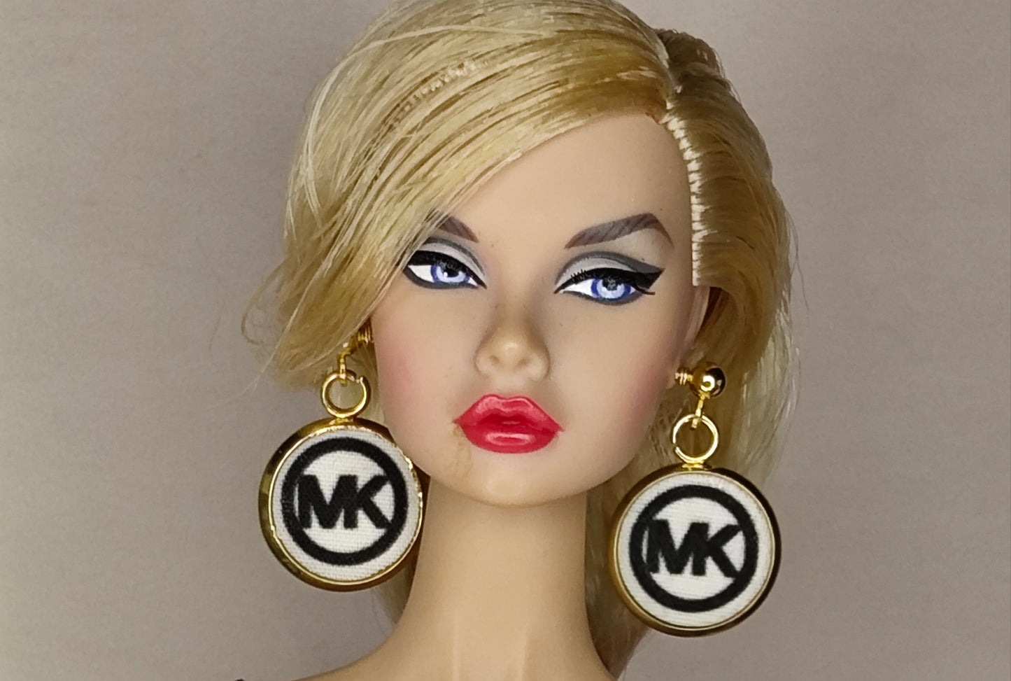 Modelo "MK" para muñecas de 12"