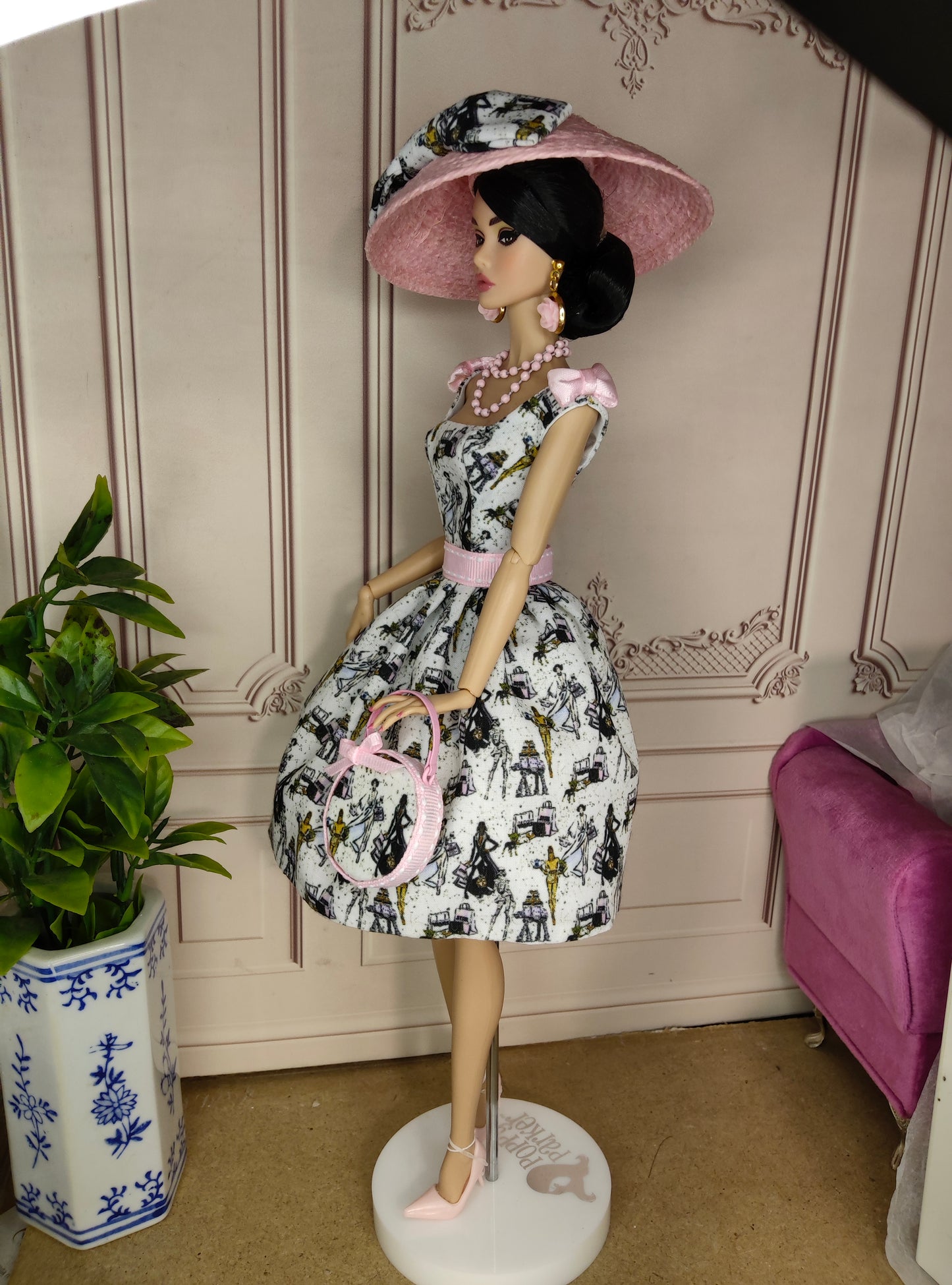 Modelo "LORNA PINK" para muñecas de 12"
